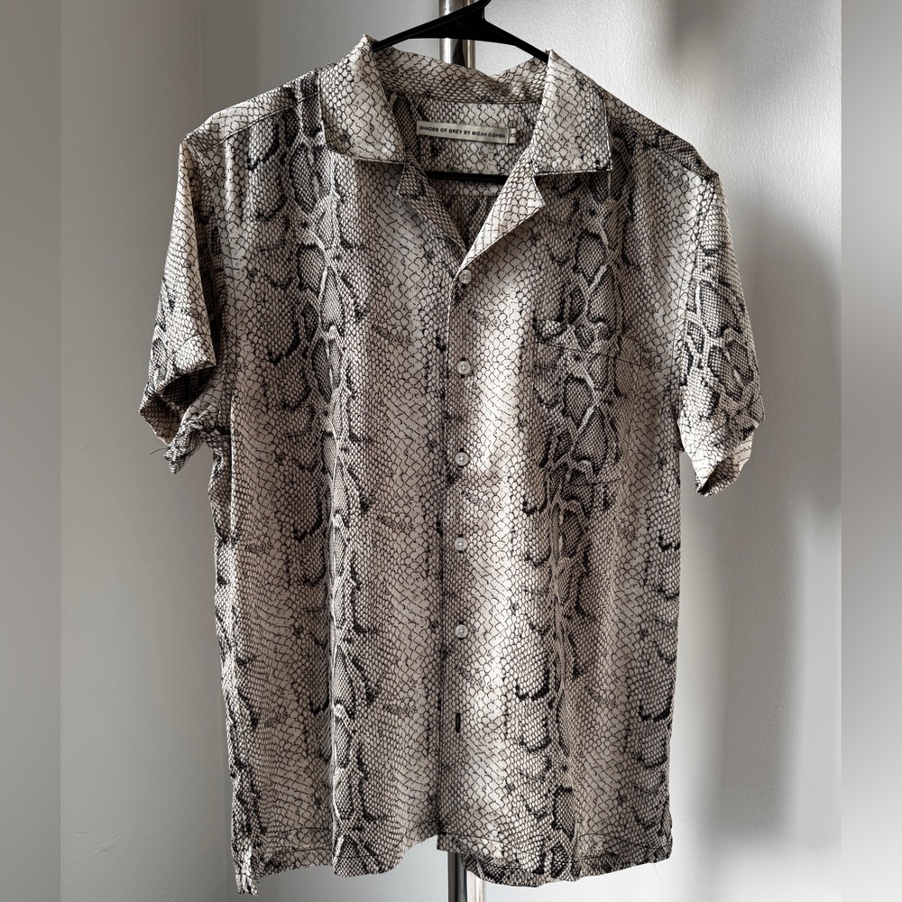 Shades Of Gray Men's Snake Print Shirt